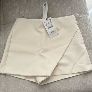 Zara Women's Cream Skort